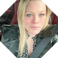 Misty East's Instagram, Twitter & Facebook