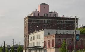 Yes It Is A Pink House On The Roof Of A Building Downtown Monroe Louisiana Monroe Louisiana Places To Go Ferry Building San Francisco