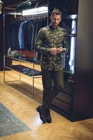 Kevin Love S Banana Republic Collection Kevin Love Nba Fashion Mens Outfits