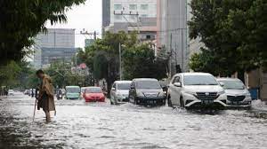 Dapatkan info lowongan baru untuk pencarian ini. Banjir Semarang Masih Genangi Sejumlah Wilayah Hingga Pagi Ini Di Genuk Setinggi Perut Tribun Jateng