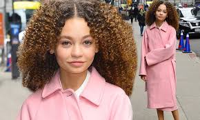 Actress thandie newton's official facebook page. Thandie Newton S Daughter Nico Parker 14 Dons Sky High Platform Heels For Late Show Taping Daily Mail Online