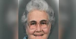 Lily Schultz's Instagram, Twitter & Facebook