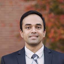 Sean Kloss's Instagram, Twitter & Facebook