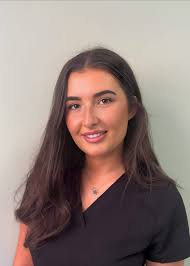 Fern Dawson's Instagram, Twitter & Facebook