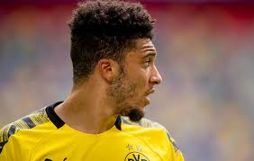 Manchester United flop would need to half wages to secure move