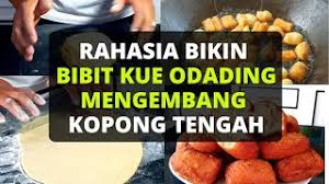 Masukan telur satu per satu, dan masukkan keju. Cara Membuat Bibit Kue Dan Gula Tengah Kue Bolang Baling Atau Kue Odading Khas Semarang Youtube