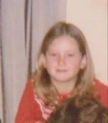 Can anyone put these two together with a plain background please