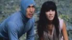 En belgique , la série est diffusée depuis le 14 décembre 2015 sur la une , au québec depuis le 3 février 2016 sur séries+ , et en france depuis le 11 avril 2016 sur m6 et elle. On Ne Vit Que Deux Fois 1967 Un Film De Lewis Gilbert Premiere Fr News Date De Sortie Critique Bande Annonce Vo Vf Vost Streaming Legal