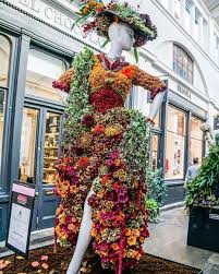 Mount pleasant is located on the east side of charleston harbor and the tidal. Did You Know Fleurs De Villes Is Bringing Its Floral Couture Show To New York Oct 25 Nov 3 2019 He Beautiful Floral Dresses New York Flower Flower Dresses