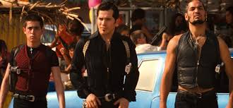 Roméo, 17, is the son of the accused. Five Style Lessons To Learn From Baz Luhrmann S Romeo And Juliet