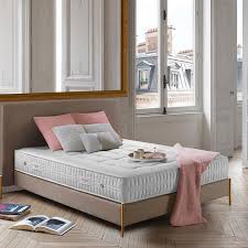 Das französische bett ist in etwa so groß wie das in deutschland weitverbreitete doppelbett. Neyvdidj4sbsnm