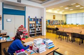 Săptămâna viitoare începe cu un 𝐰𝐞𝐛𝐢𝐧𝐚𝐫 dedicat bobocilor universității din bucurești. Facultatea De InformaticÄƒ Universitatea Titu Maiorescu