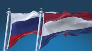 However, in 1985 the provincial government of south holland voted to go back to the ancient flag, which has been used in holland since before 1200 629 Holland Flag Stock Videos Royalty Free Holland Flag Footage Depositphotos