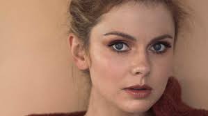 Rose McIver to Star in CBS Comedy 'Ghosts'