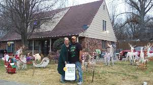 Burris Collection Trash Christmas 2022 Murphysboro Il Keep Carbondale Beautiful - Home