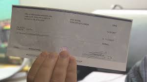 Dec 08, 2020 · the payee's name should already be printed on a cashier's check (this is done at the bank by a teller). Scambuster Scammers Sending Fake Checks To Purchase Items On Craigslist