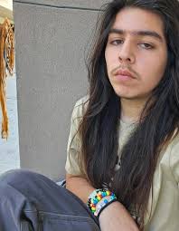 May I look similar to Larry ? : r/sallyface