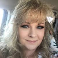 Lisa Kunkle's Instagram, Twitter & Facebook