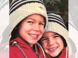 I closely follow a quote of the german artist paul klee: Fc Bayern Star Postet Kindheits Foto Auch Sein Bruder Neben Ihm Ist Beruhmt Fc Bayern