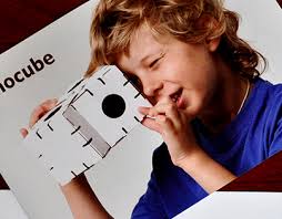 Brossure Projects :: Photos, videos, logos, illustrations and branding ::  Behance