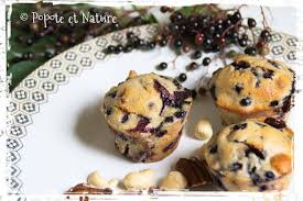 Des Moelleux Parfumes A La Noisette Croquants Et Fruites Aux Baies De Sureau Muffins Myrtilles Plats Vegetaliens Desserts Vegan