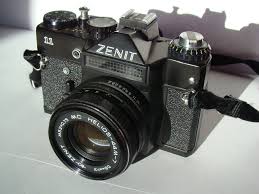 Команды «зенита» почтили жертв войны на пискаревском мемориале. Zenit 11 Die Perfekte Einsteiger Slr Fur Lomographen Lomography