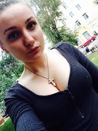 Amanda Wicker's Instagram, Twitter & Facebook