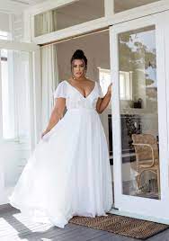 Egal wie großartig das brautkleid in den händen von rara avis designern ist, es wird sehr schön sein. Vollkommen Braut Willkommen Bei Deiner Brautboutique Fur Curvy Hochzeitskleider