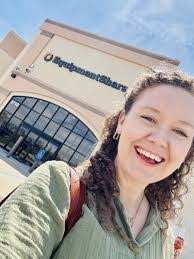 Lilly Ngo's Instagram, Twitter & Facebook