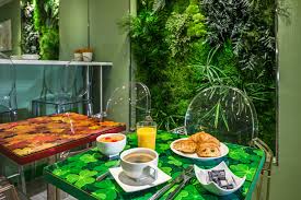Hotel Les Jardins De Montmartre Paris Maranatha Hotels Salle Du Petit Dejeuner Breakfast Room Avec Images Montmartre Jardins Paris