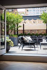 Wsj News Exclusive Anne Hathaway Asks 3 495 Million For New York Penthouse New York Penthouse Penthouse Penthouse For Sale