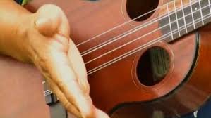 Sie suchen den besten sale? How To Play A D7 Chord On Ukulele Howcast