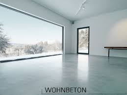 Pin Von Bruno Gomes Auf Floors Estrichboden Betonboden Wohnzimmer Moderne Bodenbelage