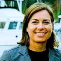 Sarah Gavin's Instagram, Twitter & Facebook