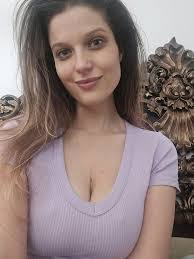 Martha Paschal's Instagram, Twitter & Facebook