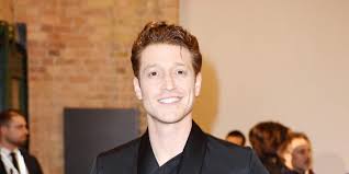 See a recent post on tumblr from @discoelitist about daniel donskoy. Plotkes Jewish General World Today News
