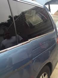 If it will not open or close using the handles the coupler may not be fastened that goes to the motor behind the right side liner. 2007 Honda Odyssey Sliding Door Malfunction Carcomplaints Com