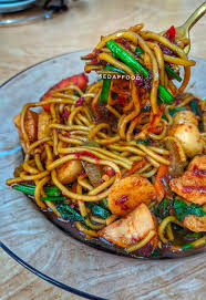 Resep mi special mi basah jadi mi goreng bumbu ini membuat mi lebih enak. Resepi Mee Goreng Basah Simple Tapi Sedap Gila