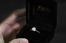 We did not find results for: Cari Cincin Berlian Di Cikini Gold Center V Co Jewellery News