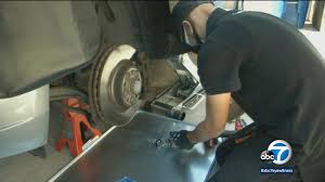 You ask yourself, is there a mobile mechanic near me in rancho cucamonga to carry out the car review before i actually buy it. Mobile Car Repair Service Repair Smith Offers Contact Free Work Right At Your Home Abc7 Los Angeles