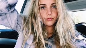 kim coombs (@CoombsKim)