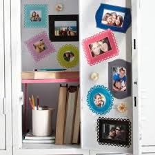 Packs, special moments clear magnetic plastic picture frames, 4x6 in., jot. Cool Locker Decorating Ideas Lovetoknow