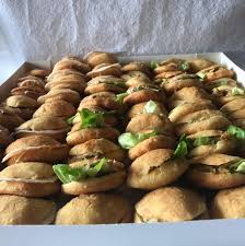 Mini Bokits Antillais Idee Recette Recettes Antillaises Poulet Roti
