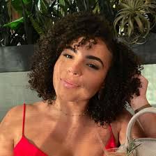 Alondra Peluyera and Arnaldo Vargas's Wedding Website