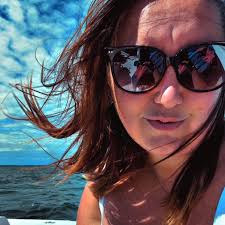 Want to make the season brighter for the community? Lisa Brandinelli-Quanci  organizes a Military Adopt A Family. Unwrapped gifts may be dropped off to  her side door by Dec 15. Thanks for