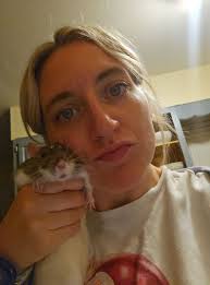 I love this pic of my girls Hazel and Phoebe ❤️