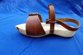 Medieval Woodworking Furniture And Other Crafts Making Wooden Pattens Medieval Crafts Medieval Accessories Shoe Inspiration