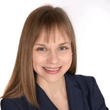 Yesterday, I had a wonderful time with scholars for whom I have admiration,  evaluating and listening to my PhD project! I defended my thesis in front  of a warm audience of friends