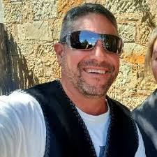 Andrew Gaskell's Instagram, Twitter & Facebook