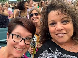 Darlene Labrecque's Instagram, Twitter & Facebook